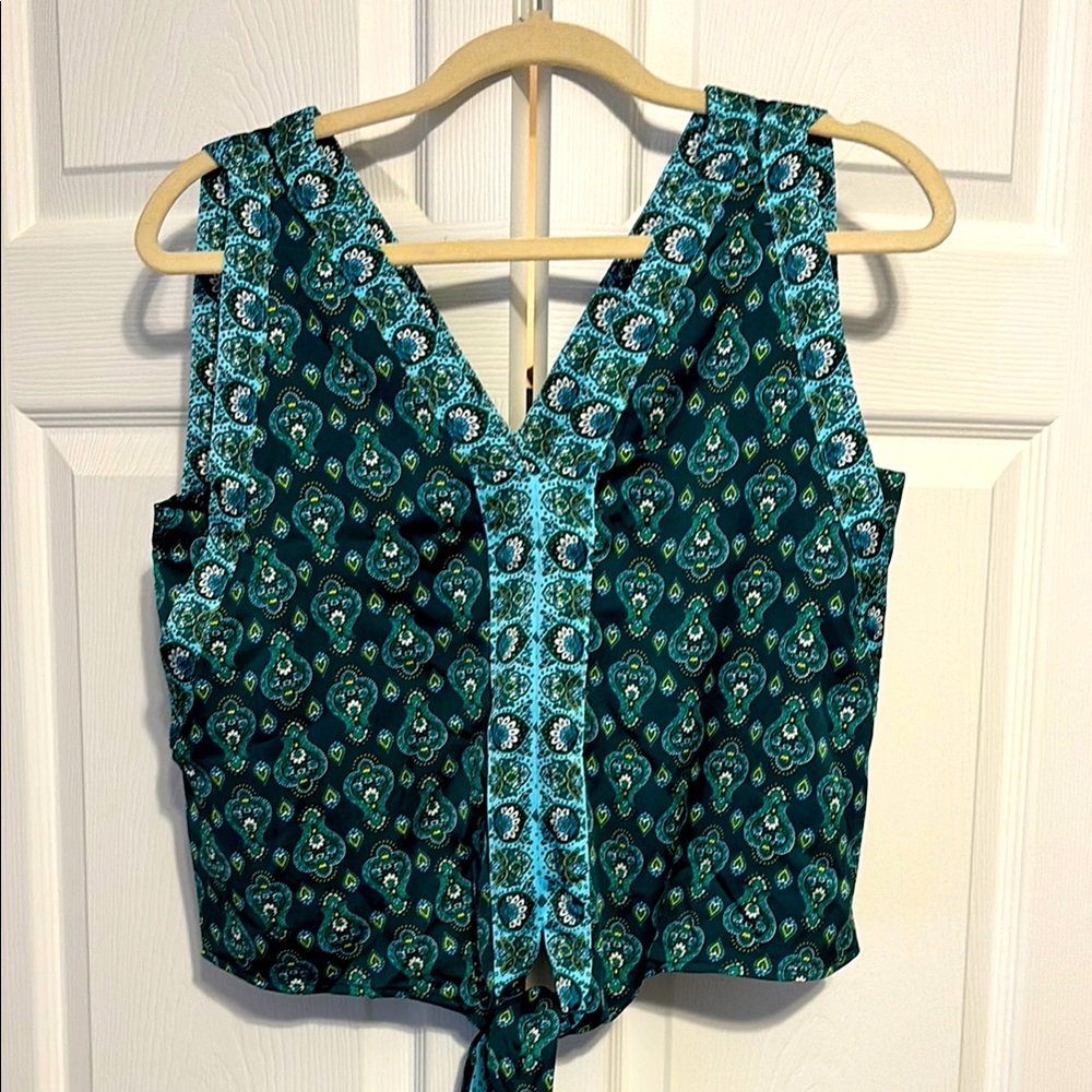 LOFT emerald medallion top